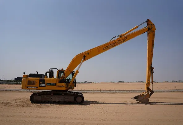 Rent 30-Ton Long-Boom Excavators | Al Marwan