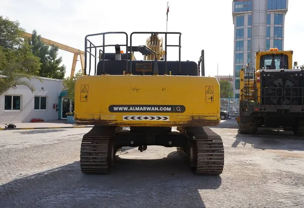 Used 2016 Komatsu PC350LC-8 Track Excavator | Al Marwan