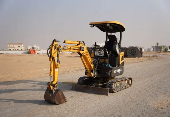 Used Yuchai YC18SR Mini Excavator 2017 | Al Marwan