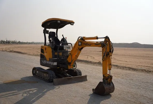 Used Yuchai YC18SR Mini Excavator 2017 | Al Marwan