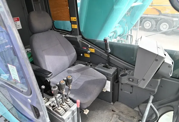 Kobelco 7250S 217-ton Crawler Crane 2018 | Al Marwan