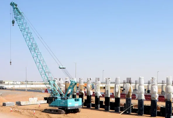 60-ton Crawler Cranes For Rent | Al Marwan
