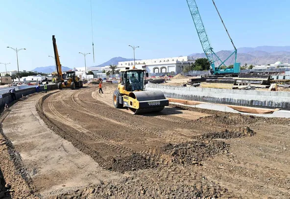 Single Drum Roller, Vibratory, 12 to 26 ton