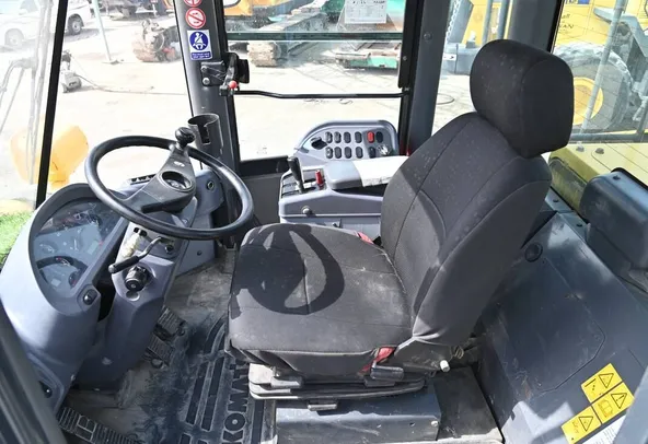 Used Komatsu WA470-6 Wheel Loader 2016 | Al Marwan