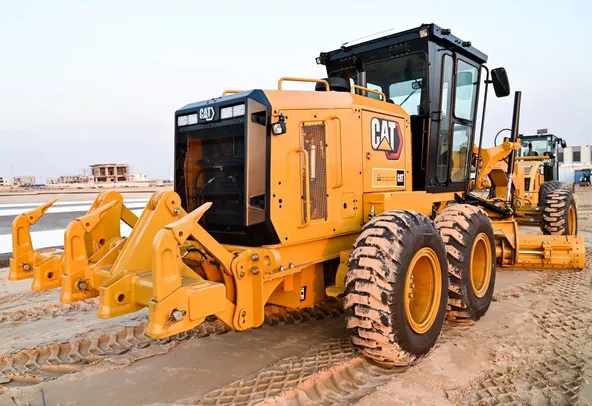 Motor Graders Rental with Skilled Operators | Al Marwan