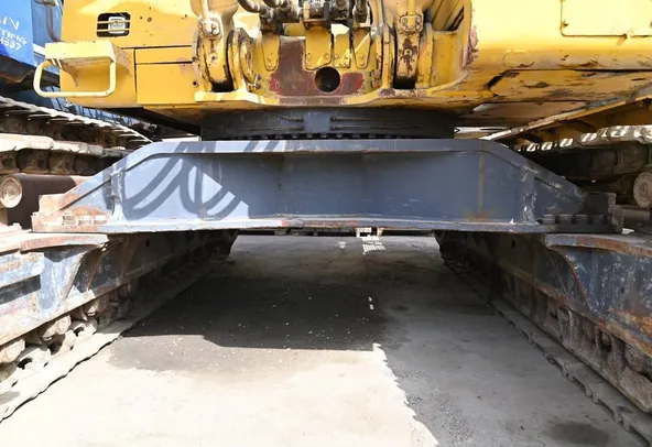 Used Komatsu PC800-7 Crawler Excavator 2009 | Al Marwan