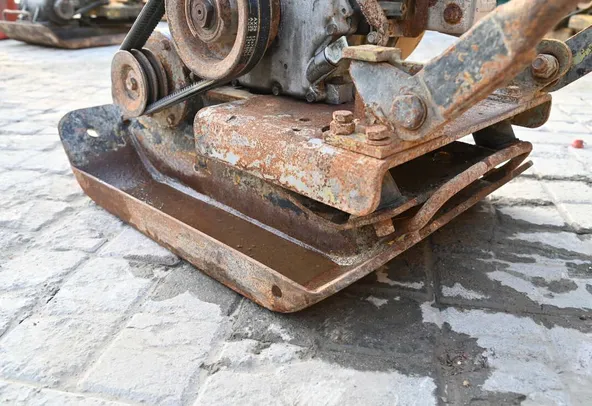 Used 2005 Sakai PC100 Plate Compactor | Al Marwan