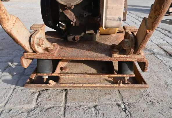 Used 2002 Sakai PC100 Plate Compactor | Al Marwan