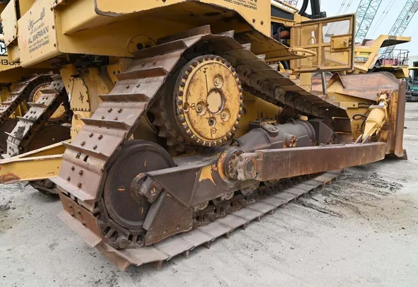 Caterpillar D6R Bulldozer undercarriage view- Al Marwan Machinery