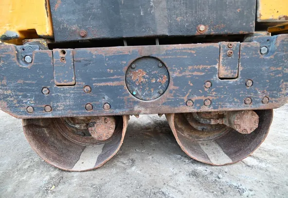 Used Sakai HV51ST Walk-Behind Roller 2005 | Al Marwan