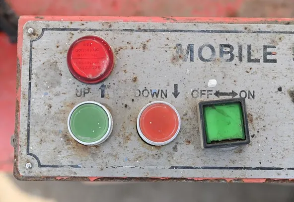 Used Craft C9000 Electric Scissor Lift 2016 | Al Marwan