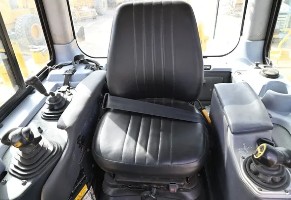 Used Komatsu D155A-6 Crawler Dozer 2006 | Al Marwan