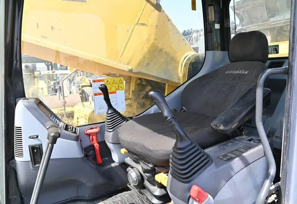 Komatsu PC800SE-7 Crawler Excavator 2011 | Al Marwan