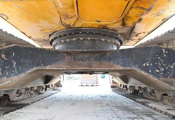 JCB JS220SC 22-Ton Crawler Excavator 2008 | Al Marwan