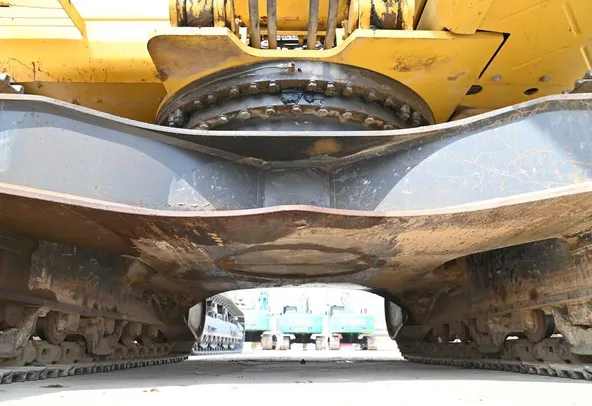 Used Komatsu PC300-8M0 Track Excavator 2018 | Al Marwan