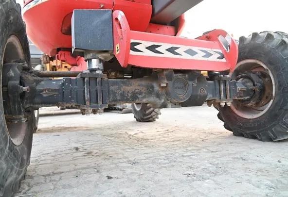 Manitou 160ATJ Articulating-Boom Manlift 2006 | Al Marwan