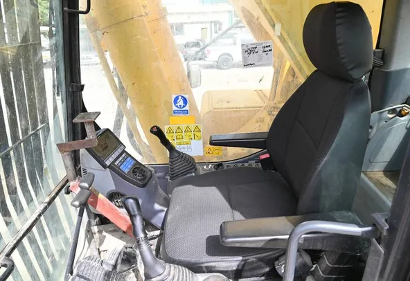 Used Komatsu PC850-8R1 Long-Reach Excavator 2018 | Al Marwan