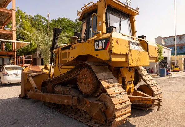 Used 2011 Cat D6R Bulldozer TT-0111 | Al Marwan