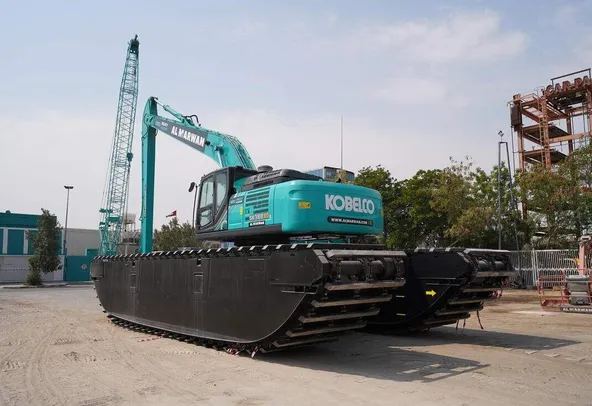 Kobelco SK380 Amphibious Long Boom Excavator rear left view