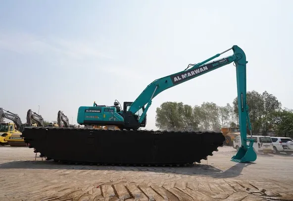 Kobelco SK380 Amphibious Long Boom Excavator right side view