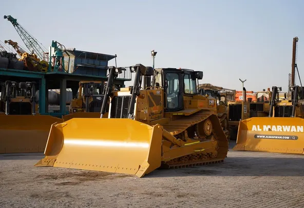 Rent Large 40-Ton LGP Bulldozers | Al Marwan