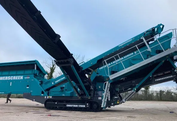 Powerscreen Chieftain 1700X 2 Deck Screener Right Side View