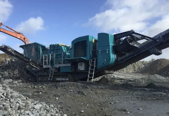 Powerscreen Trakpactor 550 Crushing Project