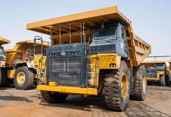 Rigid Dump Trucks, 98 ton For Rent Almarwan