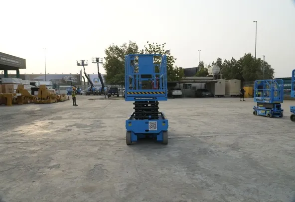 رافعة مقصية كهربائية سينوبوم 1012N 2026