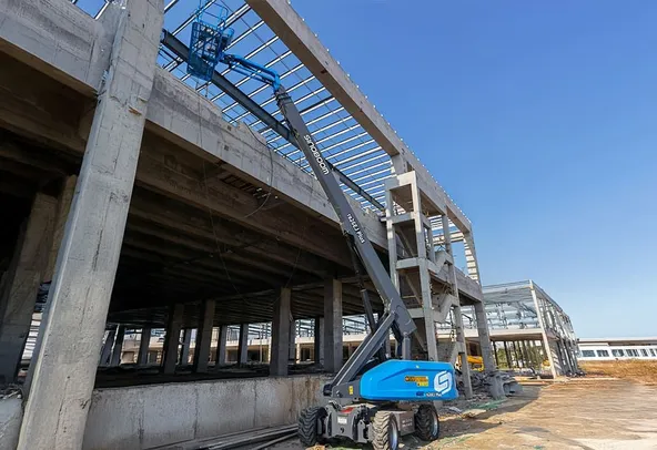 Sinoboom Boom Lift Operating