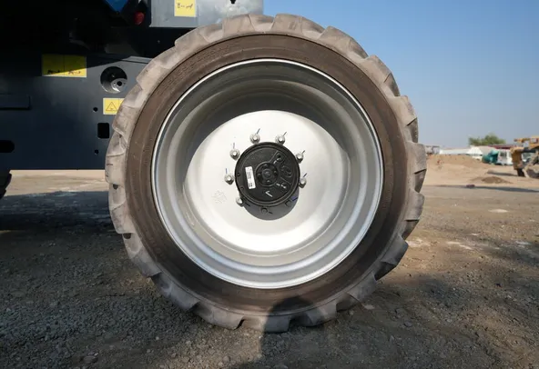 Sinoboom TB20J Telescopic Boom Lift Tire Image