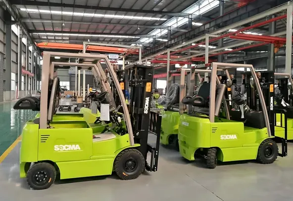 Socma FB16 Electric Forklift Right Side Image