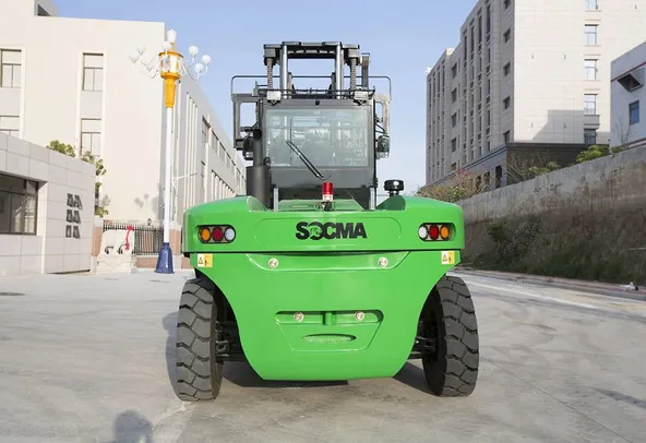 Socma HNF-180 Diesel Forklift Rear View