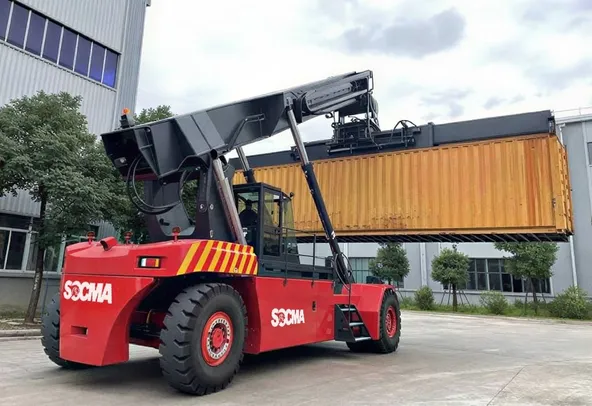 Socma HNRS4531 Reach Stacker Rear Right View