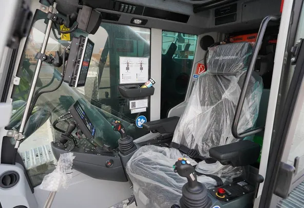 SR35 F with ABI Mobilram Piling Rig Cabin View