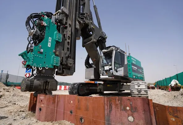 SR35 F with ABI Mobilram Piling Rig Construction Image