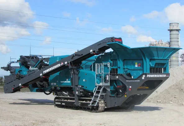 Powerscreen Trakpactor 260SR Impact Crushers-rear left view