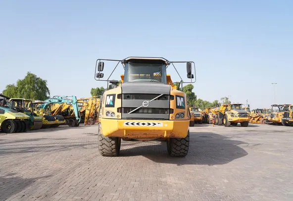 volvo A35F dump truck front view