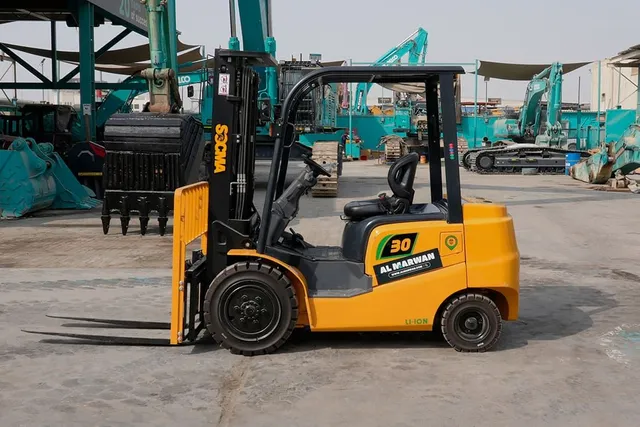 2025 Socma FB30 Electric Forklift Left Side View