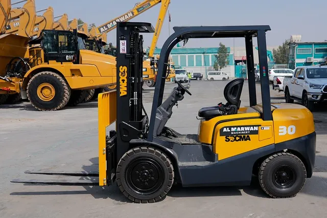 2025 Socma HNF-30 Diesel Forklift Left Side View