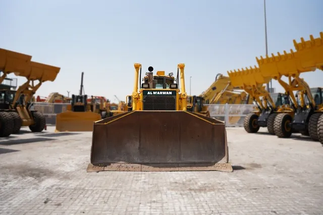 Used Komatsu D155A-6 Crawler Dozer 2006 | Al Marwan