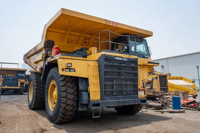 2022 Komatsu HD785-7 Rigid Dump Truck Front Right View