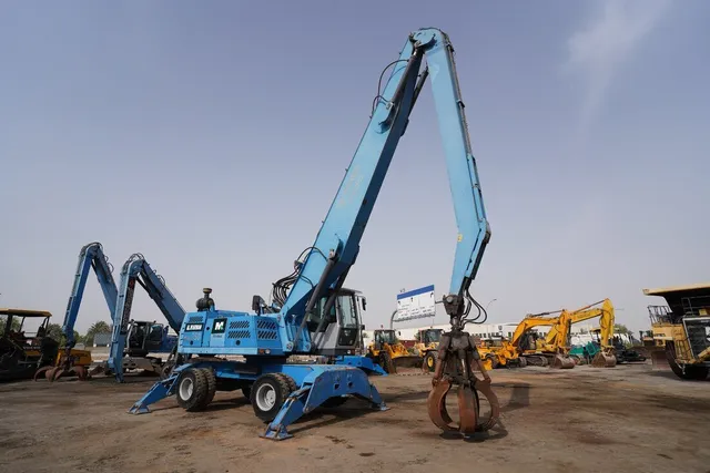 Terex Fuchs MHL350 Material Handler 2011 Right front View -  Al Marwan Heavy Machinery