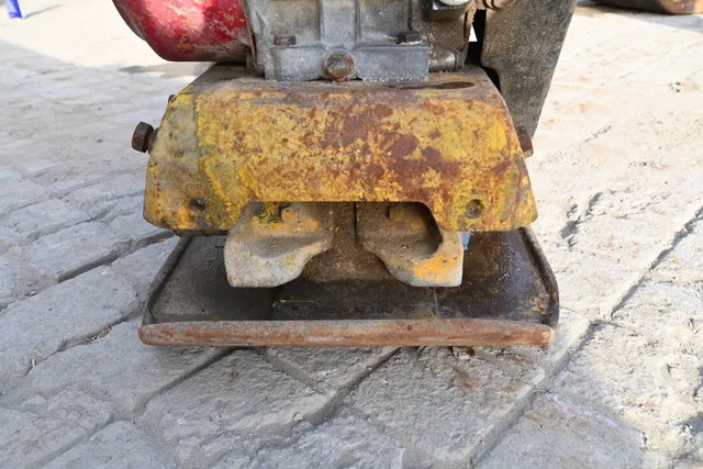 2003 Sakai PF65 Plate Compactor bottom view - Al Marwan Machinery