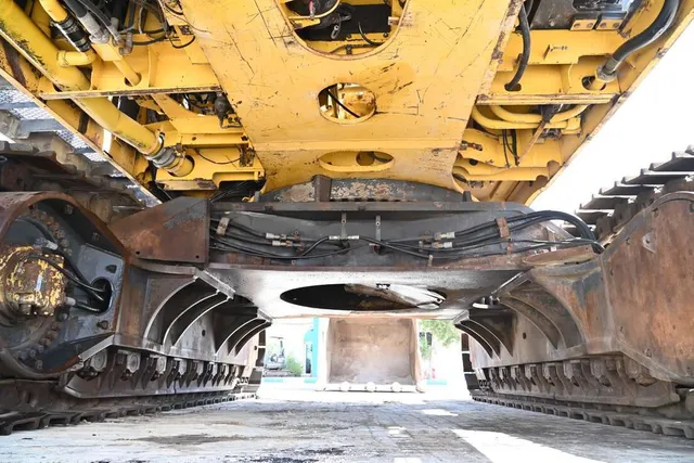 2005 Komatsu PC1250-7 Track Excavator Undercarriage view - Al Marwan Machinery
