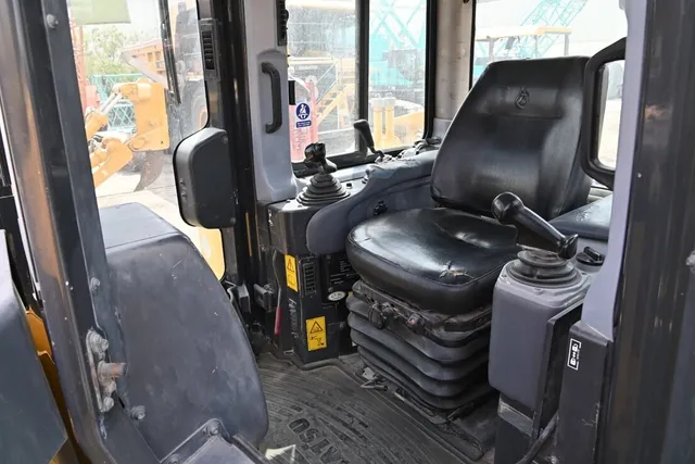 Used Komatsu D155A-6 Crawler Bulldozer Tractor