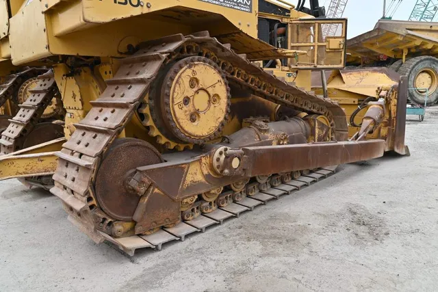 Used Caterpillar D6R Crawler Dozer 2011 | Al Marwan