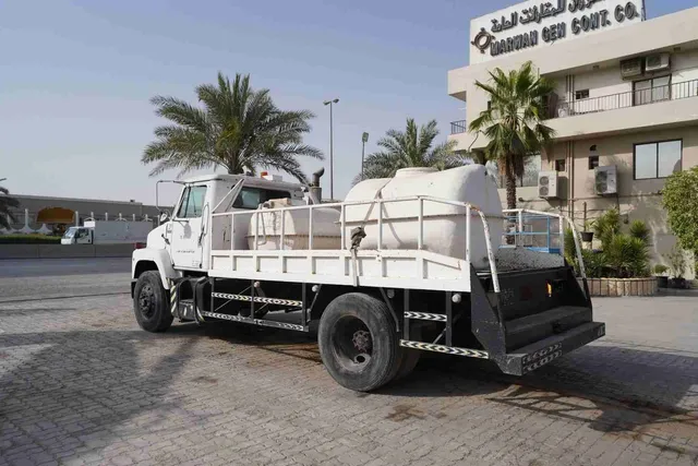 1984 International Harvester 2375 Service Truck Rear Left View - TK-0166