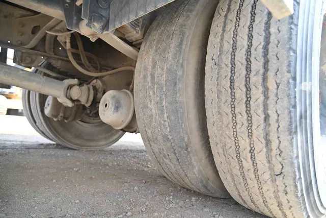 1984 International Harvester 2375 Service Truck Undercarriage View - TK-0166