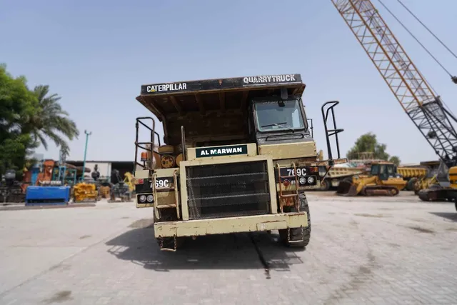 1995 Cat 769C Rigid Dump Truck Front View - RD-0186